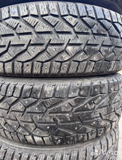 Kormoran Stud 2 205/60 R16