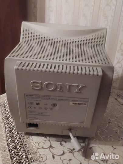 Монитор Sony Trinitron Multiscan E100