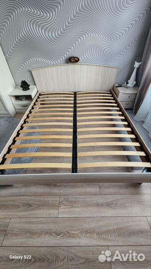 Кровать двухспальная 160 200 бу