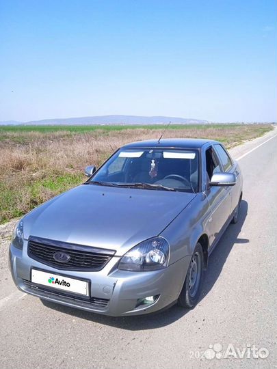 LADA Priora 1.6 МТ, 2008, битый, 300 000 км