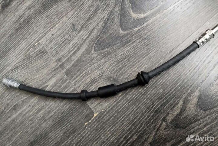 Шланг тормозной передний Focus-2/С-Мах 03