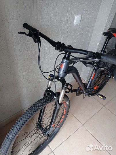 Продам Stern Motion 1