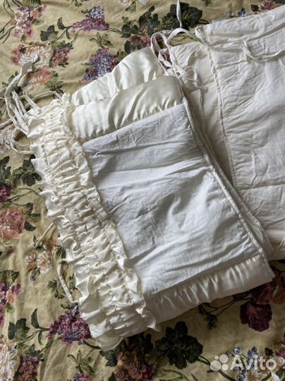 Бортики в детскую кроватку