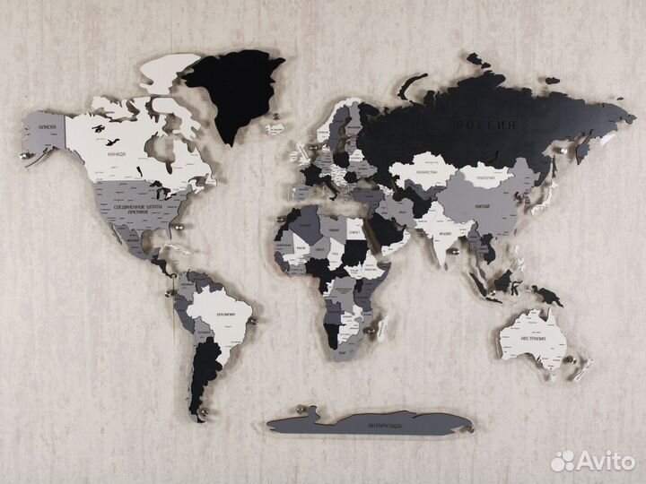 Деревянная карта мира на стену