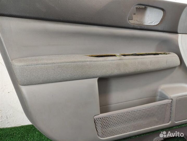 Обшивки дверей комплект Subaru Forester SG/S11 20