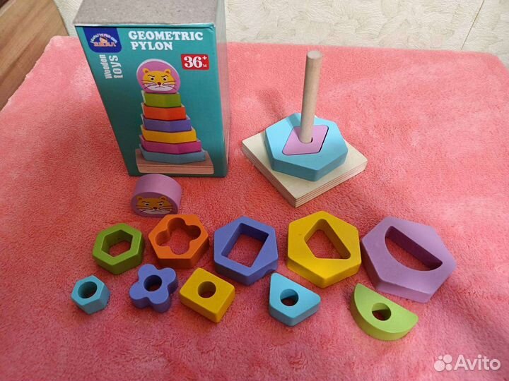 Пирамидка деревянная с вкладышами