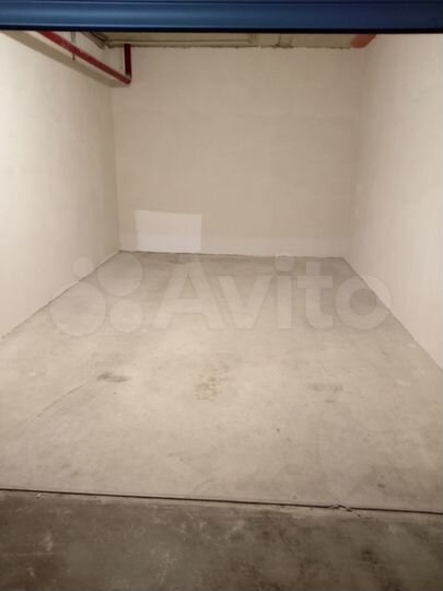 Машиноместо, 18 м²