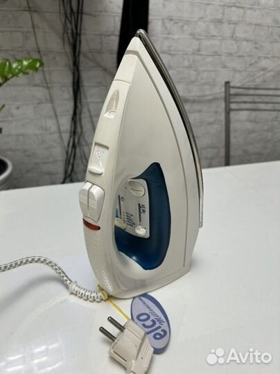 Утюг новый