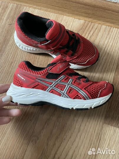 Кроссовки для девочки