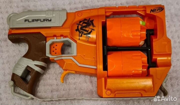 Бластеры от компаний Nerf и Whipshot