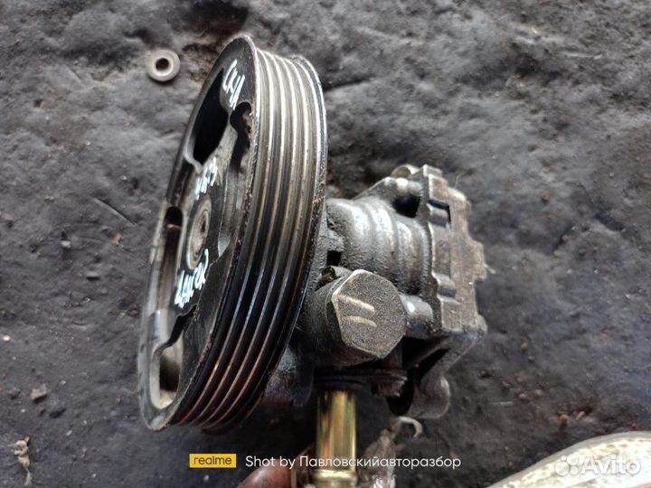 Насос гур Mitsubishi Lancer CK1A 4G13 1997