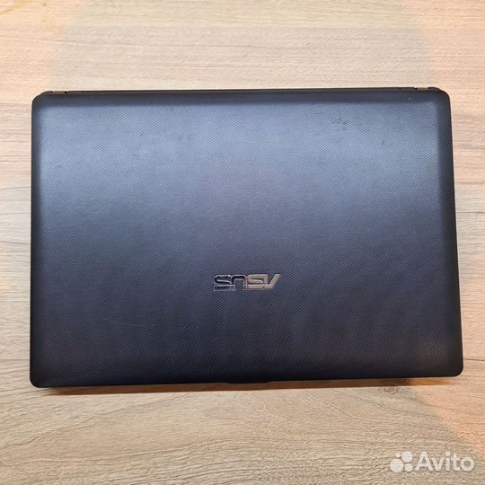 Ноутбук asus