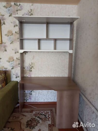 Письменный стол для школьника бу