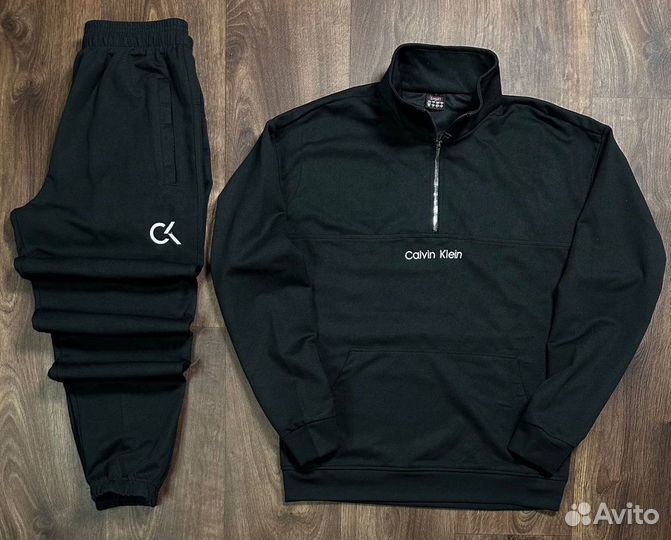 Спортивный костюм Calvin Klein