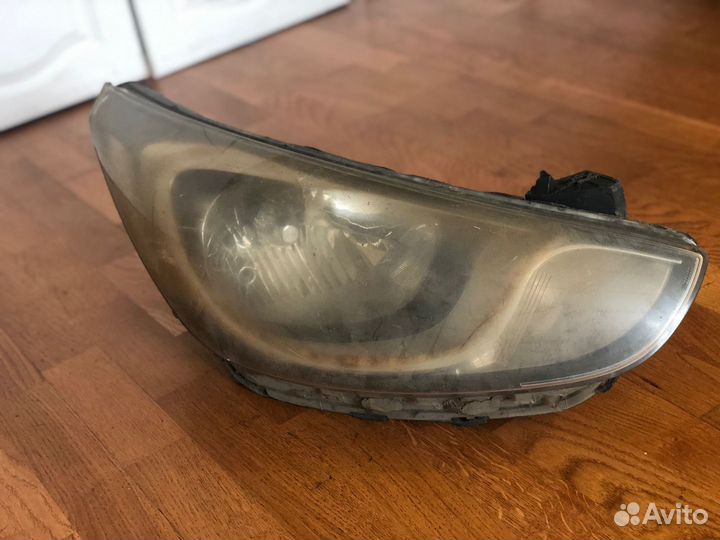 Фары на hyundai solaris 1 бу