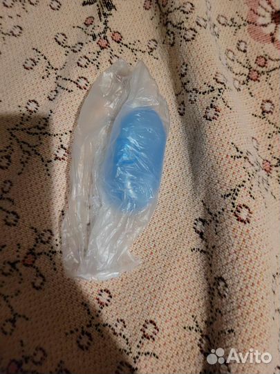 Когтерезка и щётка для животных