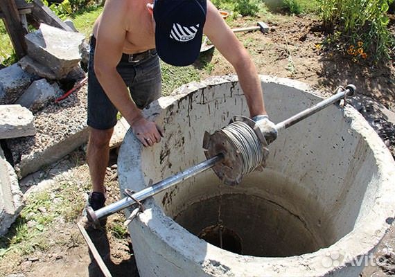 Чистка, копка питьевых колодцев