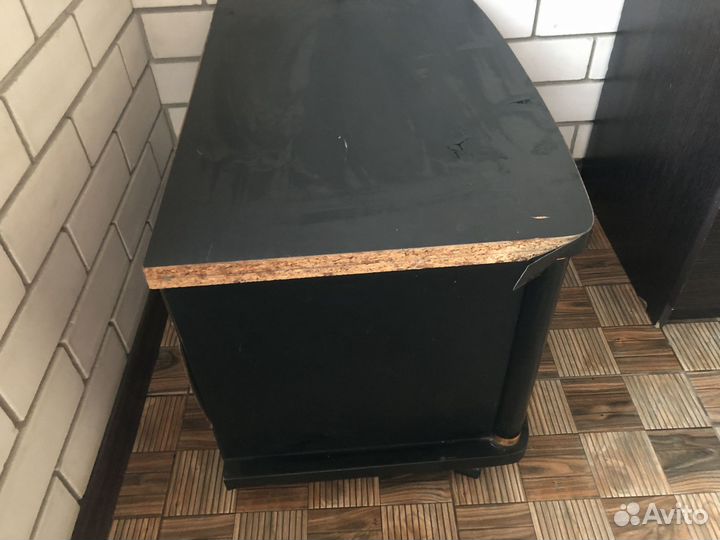 Тумба под телевизор