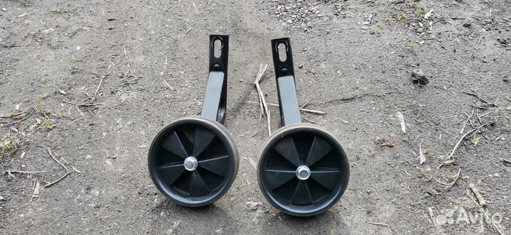 Детский велосипед 16