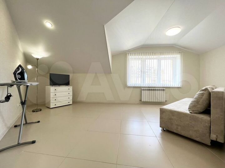 2-к. квартира, 67 м², 6/6 эт.