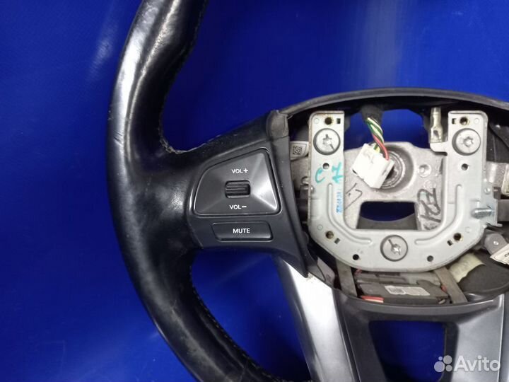 Руль (рулевое колесо) Kia Rio III (2011—2015)