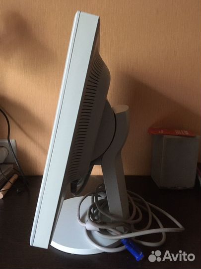 Монитор NEC Multisync LCD1770NX