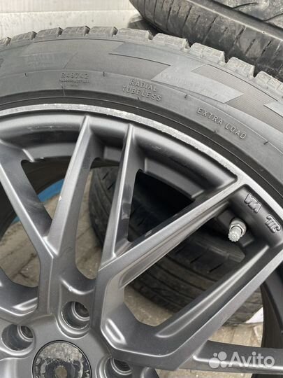 R18 Pirelli Ice Zero 245/45, PCD 5x112 DIA 52