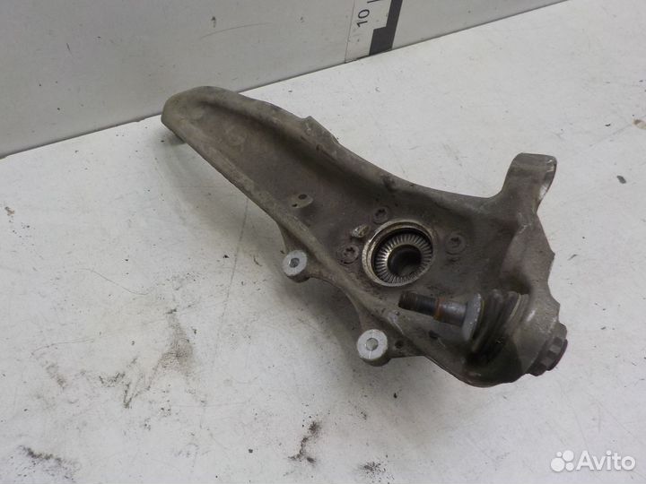 Кулак передний левый на BMW 7 31206884379