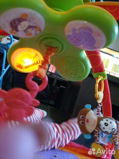 Развивающий коврик