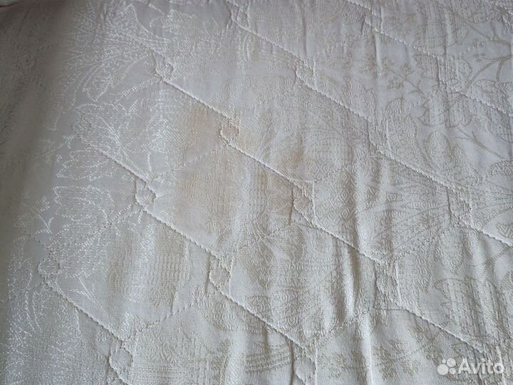 Кровать и матрас