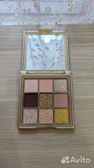 Тени Huda Beauty Gold Obsessions