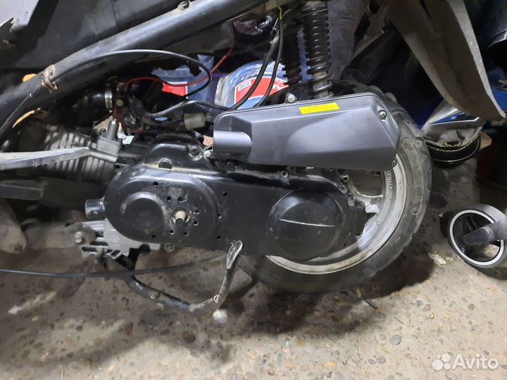 Продам скутер на ходу