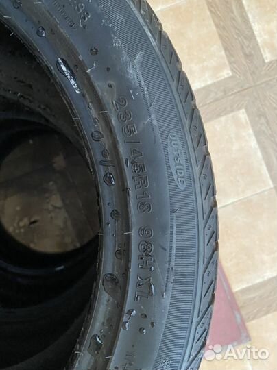 Greenland 202 235/45 R18