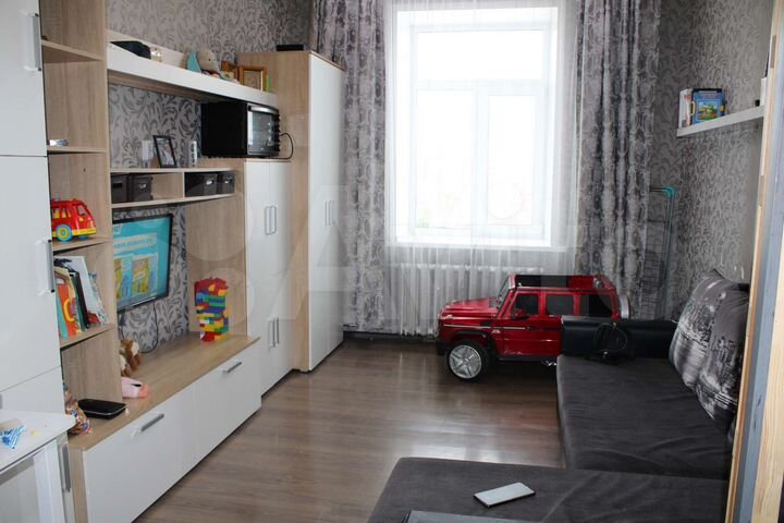 Комната 18 м² в 1-к., 3/3 эт.