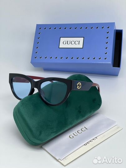 Солнцезащитные очки Gucci