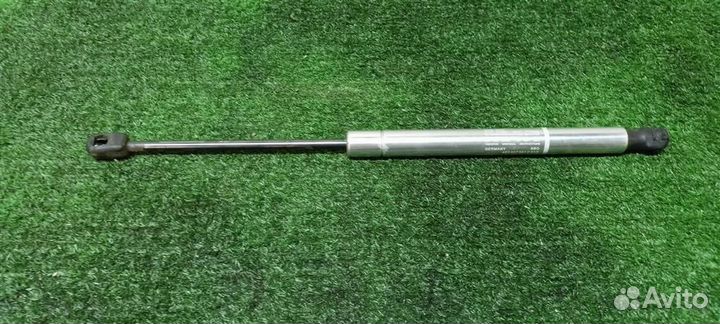 Амортизатор крышки багажника Audi Audi A8 4E 20