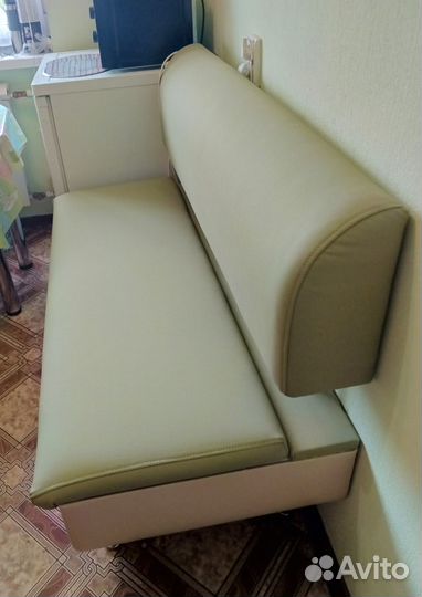 Кухонный диванчик