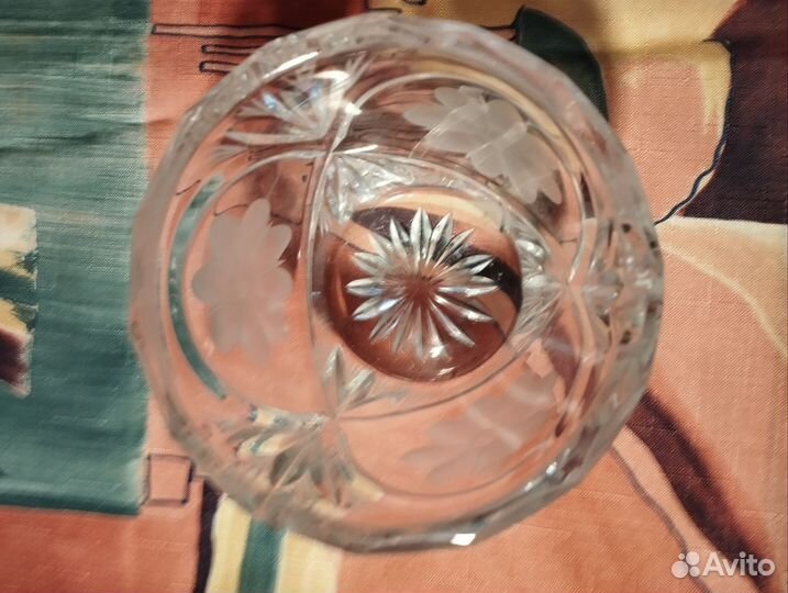 Конфетница хрустальная (новая)