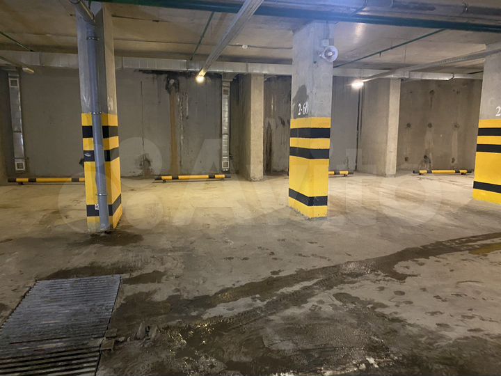 Машиноместо, 17 м²