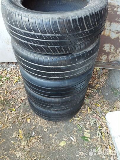 Akuret Hi-Run Bias 185/60 R14 82H