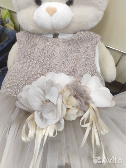 Платье праздничное для девочки р. 92 98
