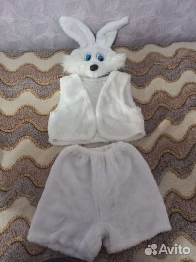 Новогодний костюм зайчика