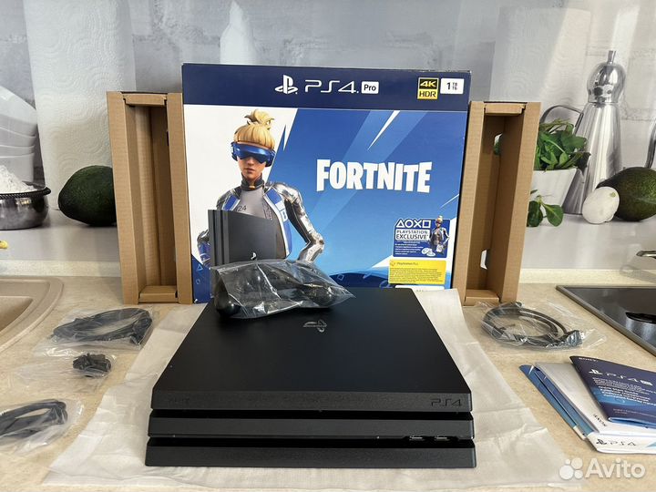 Sony playstation 4 pro 1TB (7208B)