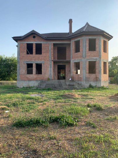 Дом 480 м² на участке 50 сот.