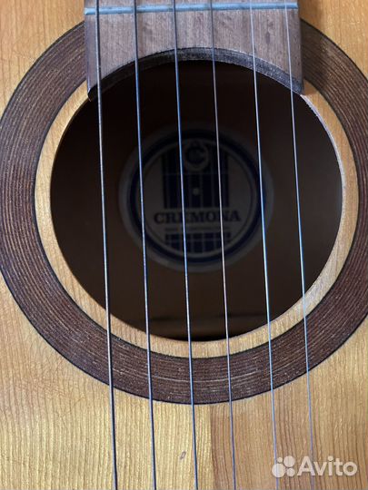 Акустическая гитара