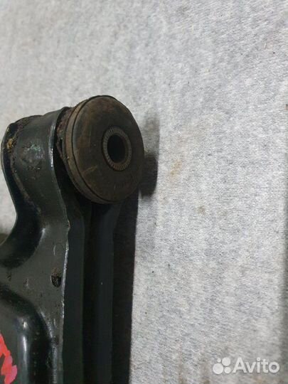 Рычаг, тяга подвески передний правый Chevrolet