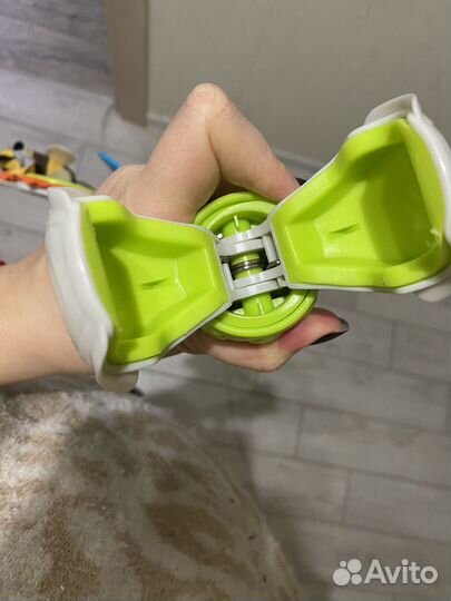 Дуга с игрушками