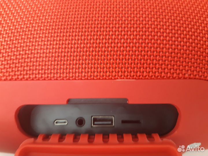 Портативная колонка JBL boomsbox