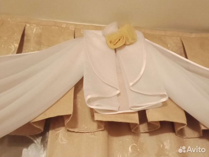 Комплект : тюль,партьеры, ламбрекен