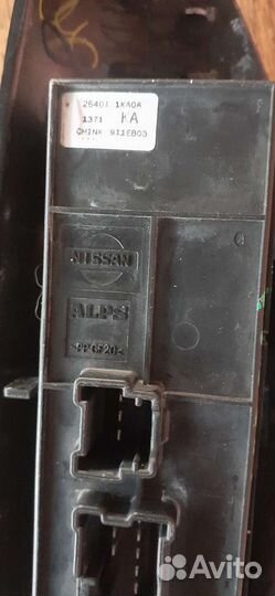 Блок управления стеклоподъемниками на нисан джук